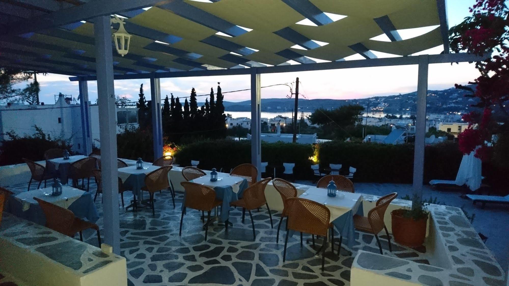 Panorama Hotel Parikia  Bagian luar foto