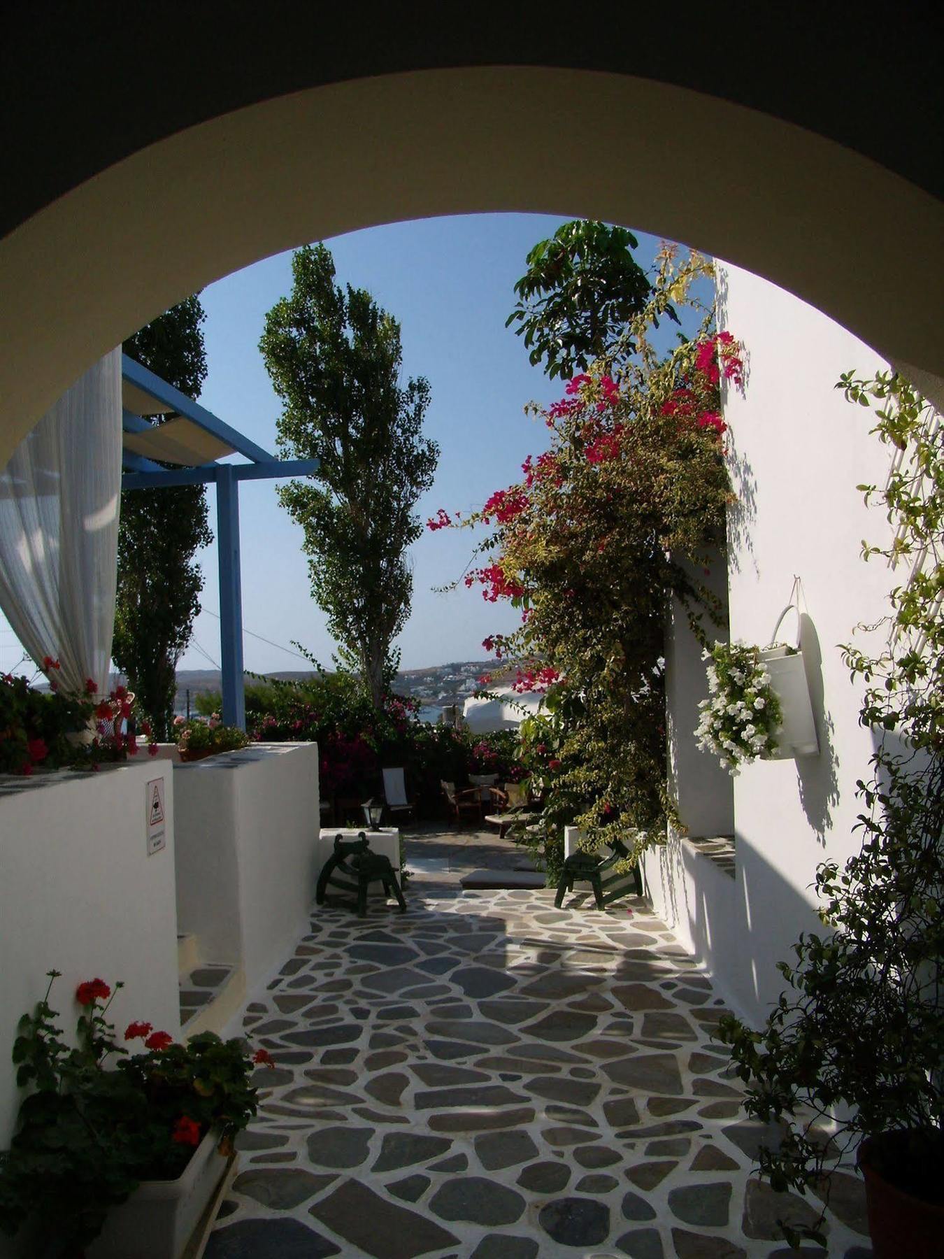 Panorama Hotel Parikia  Bagian luar foto