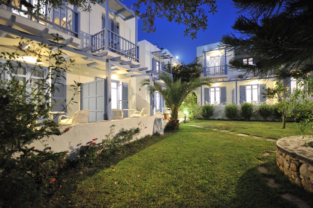 Panorama Hotel Parikia  Bagian luar foto
